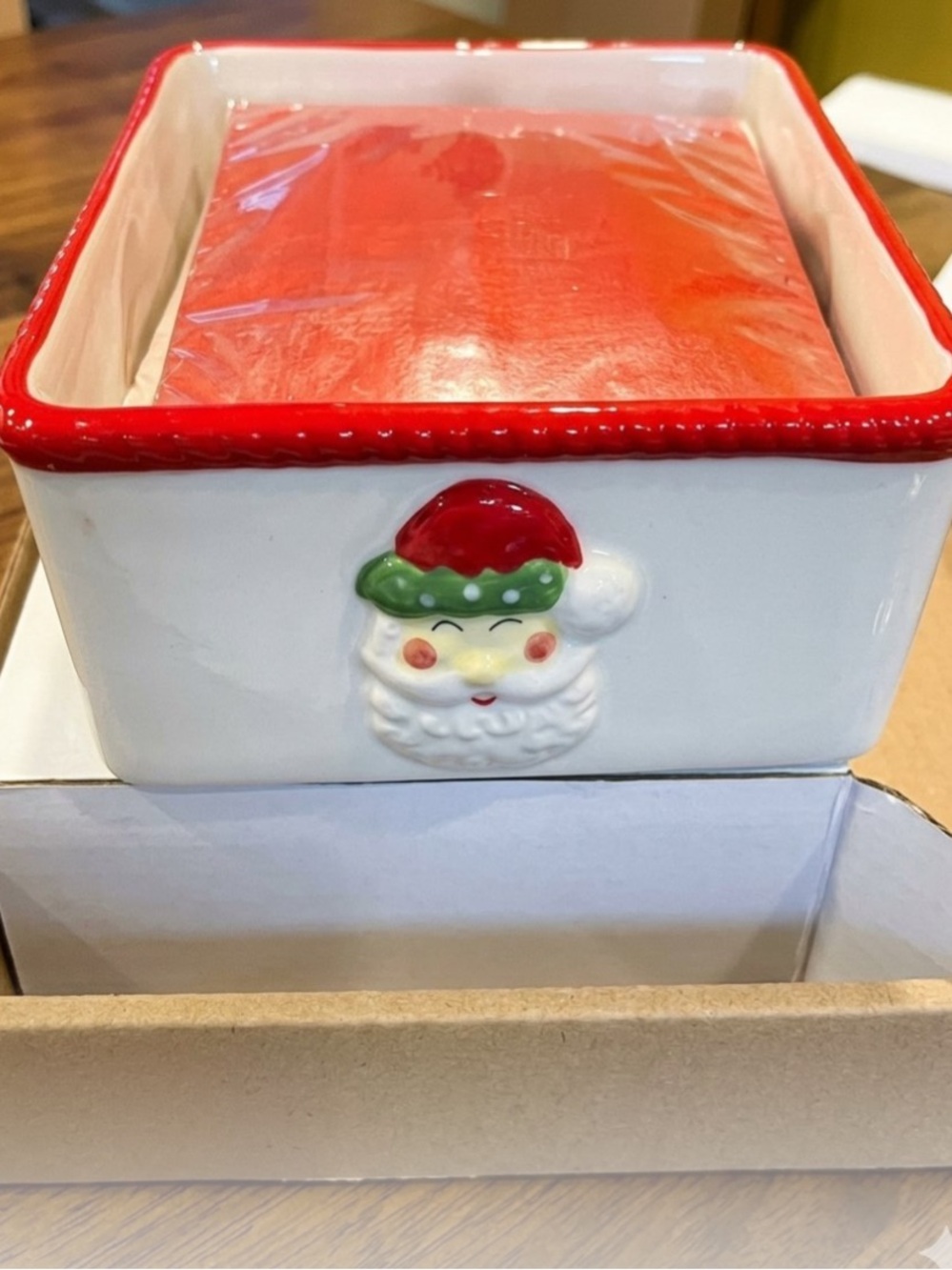 Ceramic Holiday Santa Napkin holder OLD FASHION - Red & White NWB